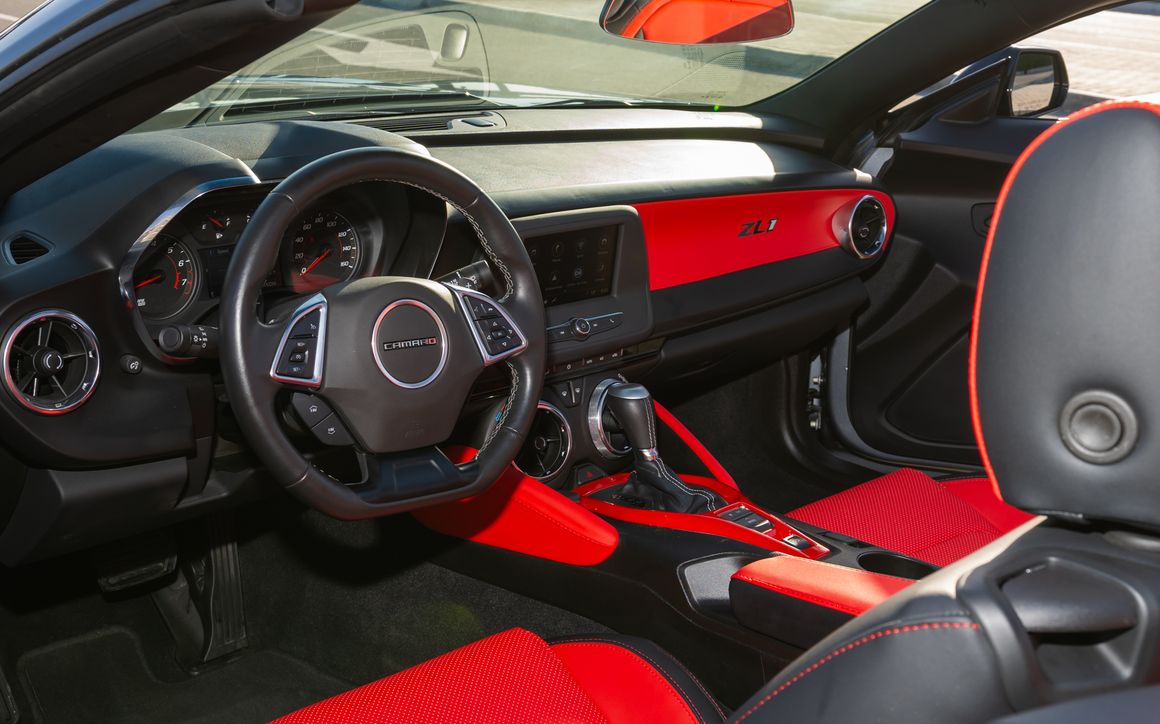 Chevrolet Camaro - image 14