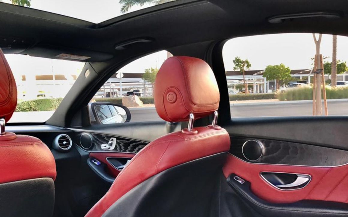 Mercedes C200 - image 9