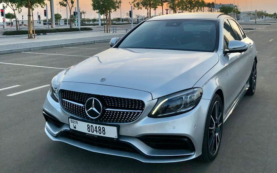 Mercedes C200 - image 1