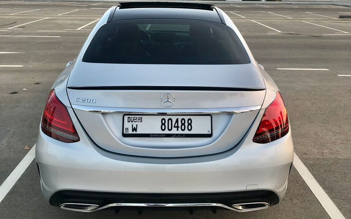 Mercedes C200 - image 7