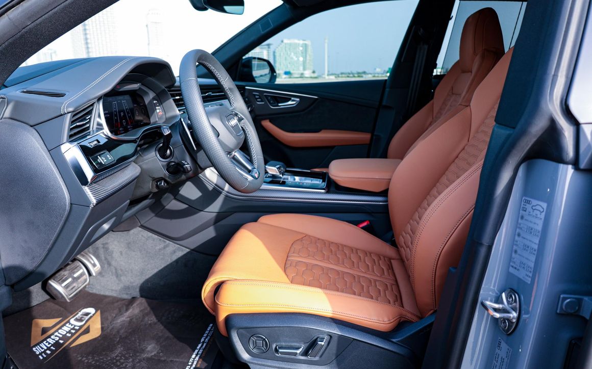 Audi RSQ8 Gray - image 17
