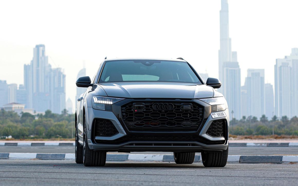 Audi RSQ8 Gray - image 3