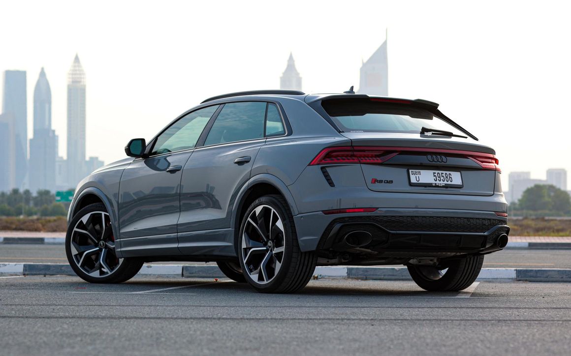 Audi RSQ8 Gray - image 8
