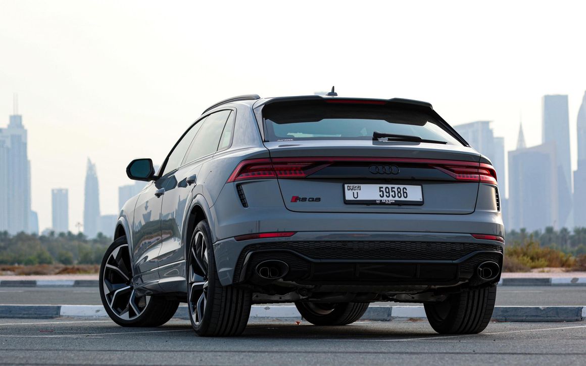 Audi RSQ8 Gray - image 7