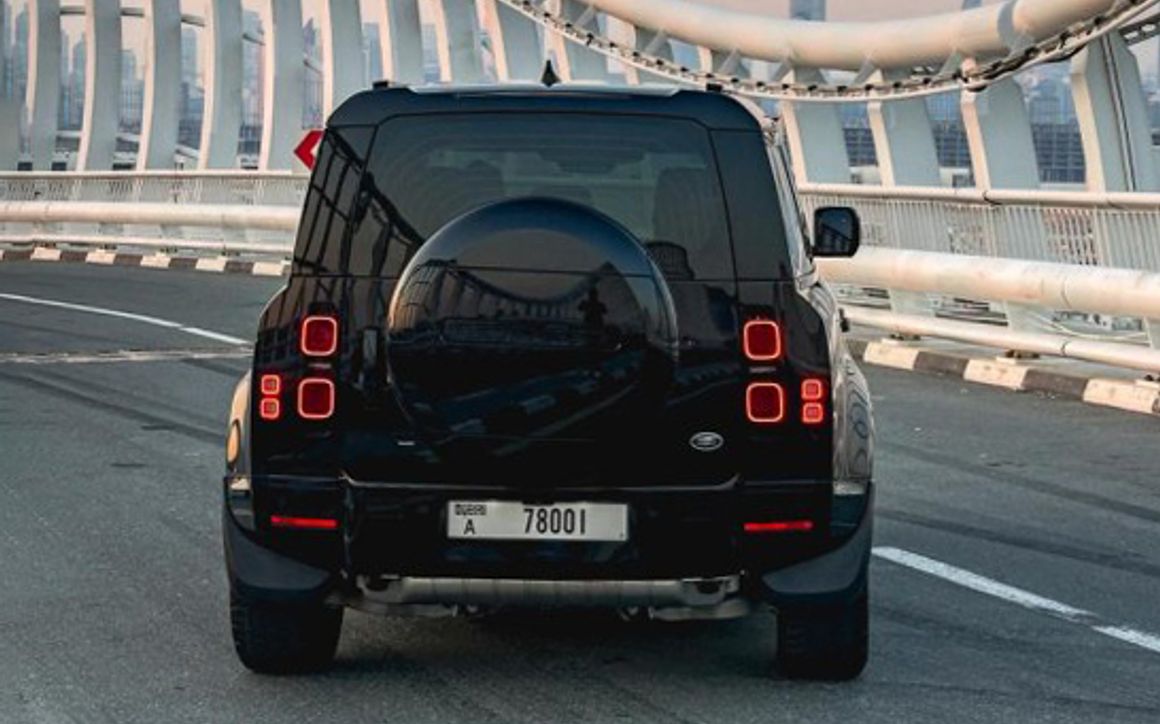LANDROVER DEFENDER - 2024 - image 5