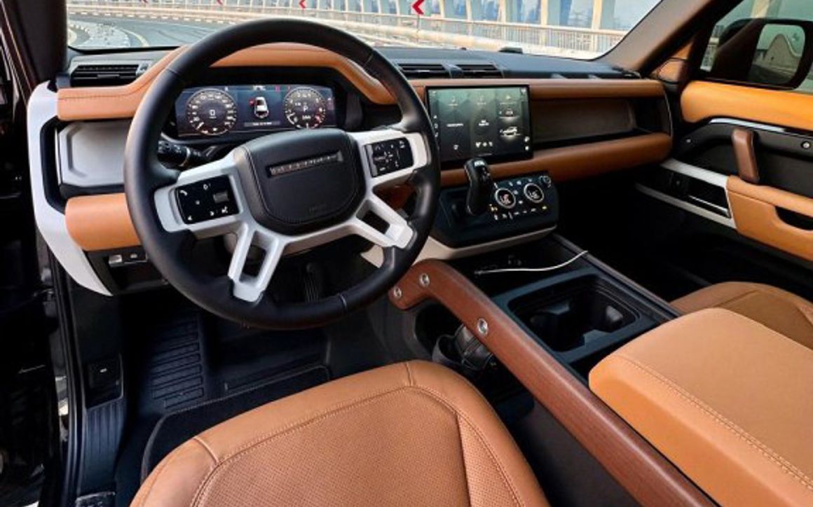 LANDROVER DEFENDER - 2024 - image 6