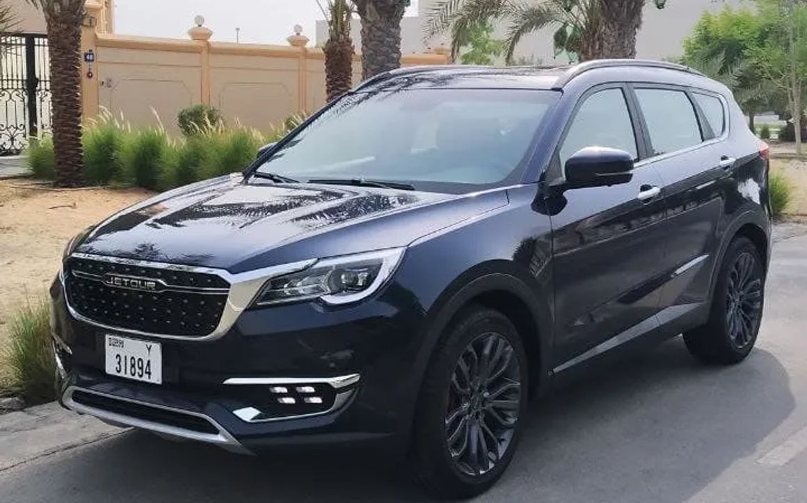 JETOUR X70 - image 1