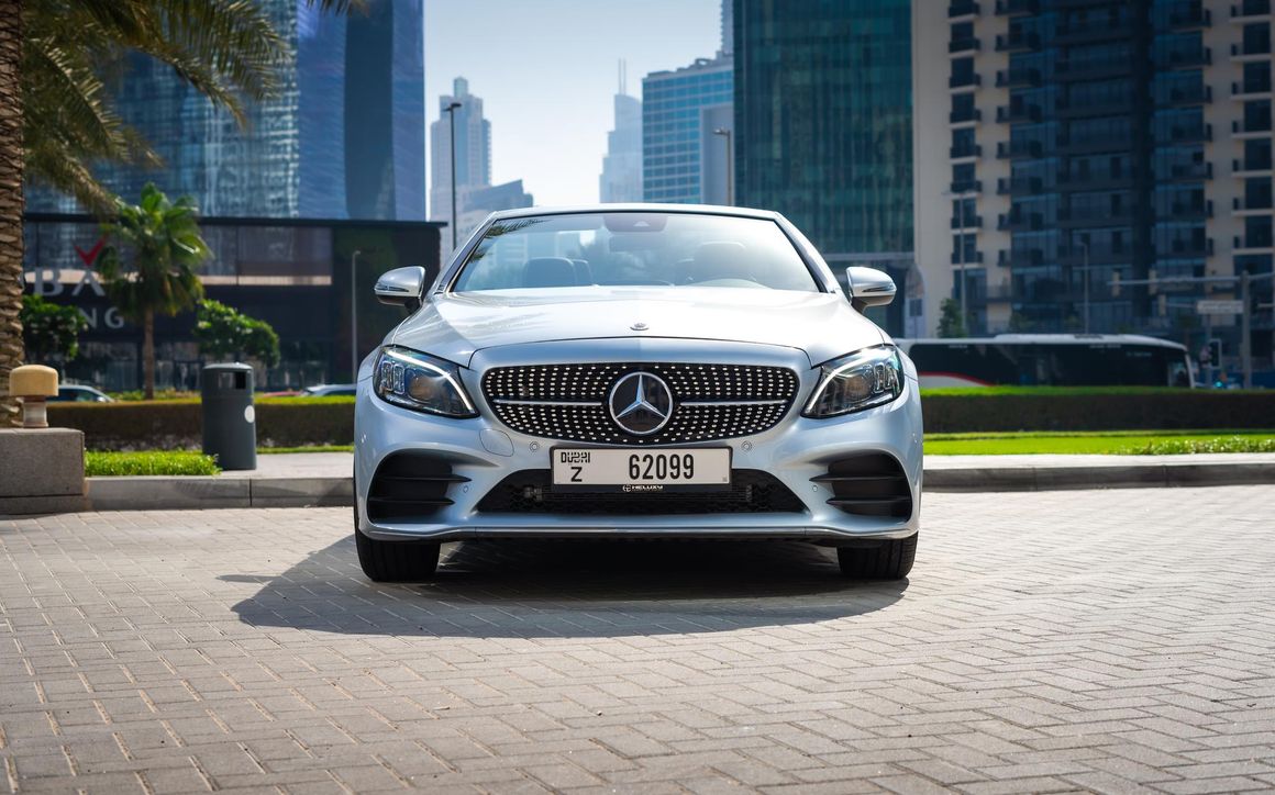 Mercedes C200 Convertible - image 2