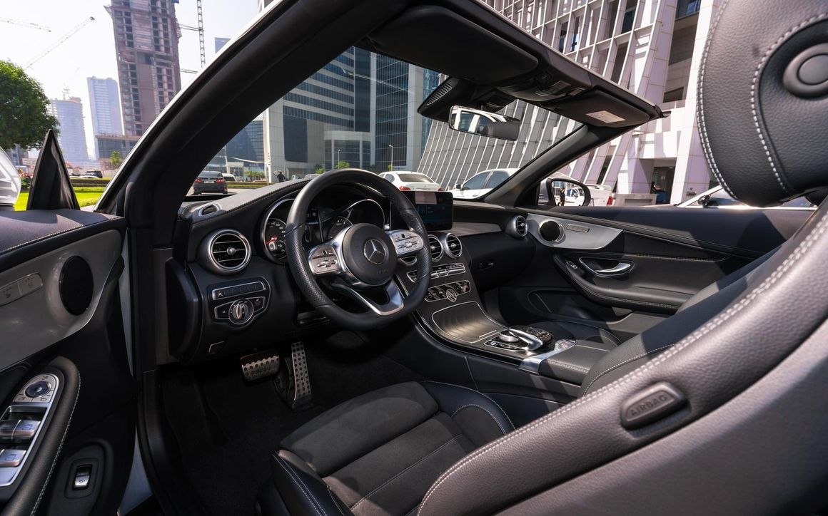 Mercedes C200 Convertible - image 17