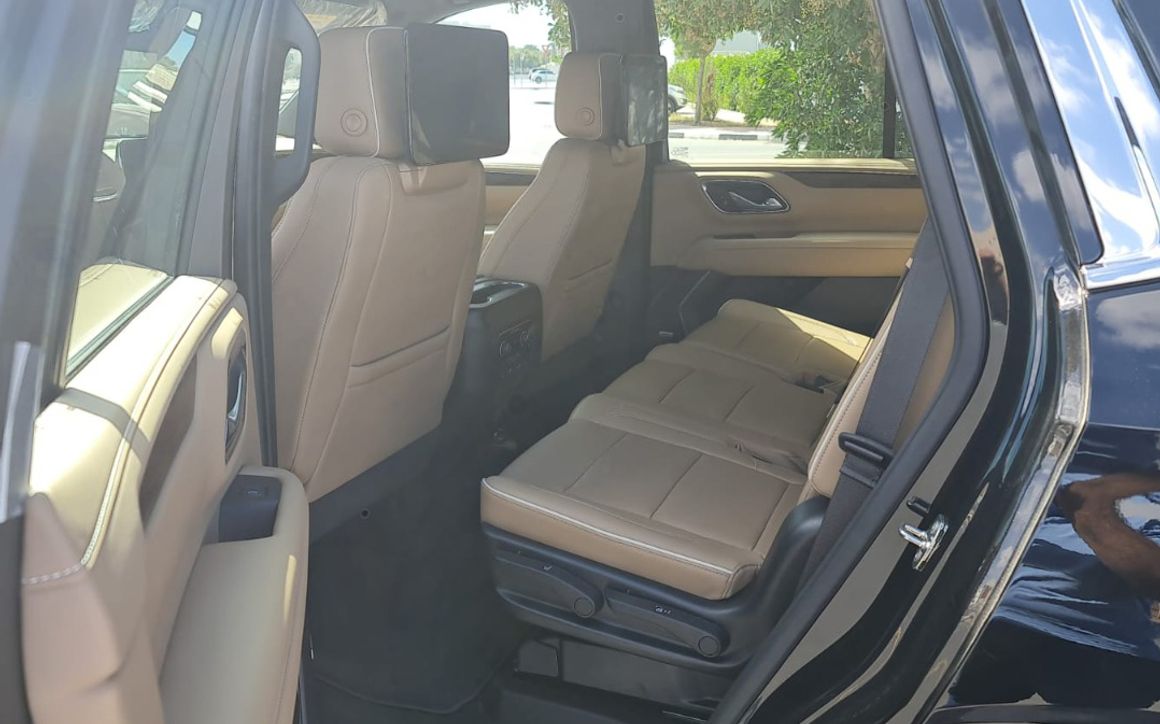 CHEVROLET TAHOE - image 6