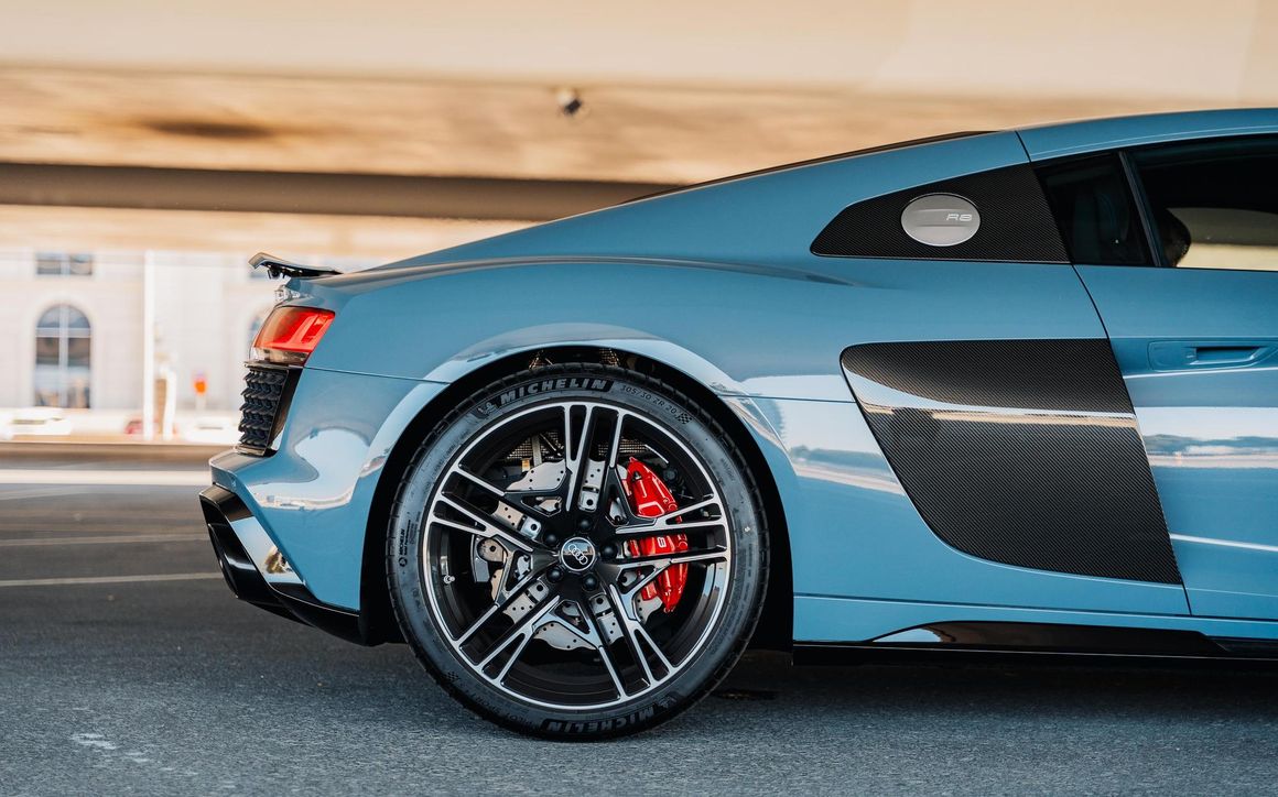 Audi R8 V10 - image 11