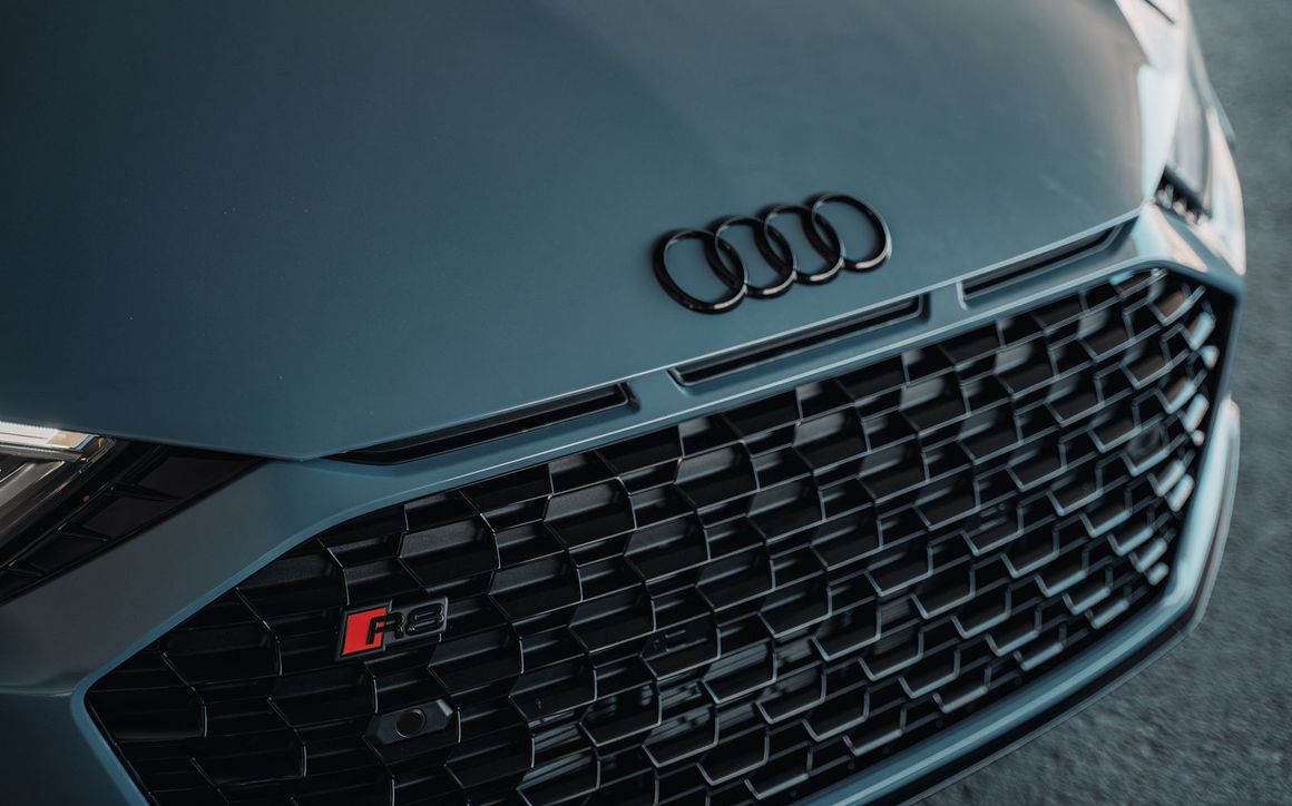 Audi R8 V10 - image 13