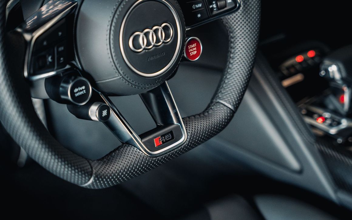 Audi R8 V10 - image 23