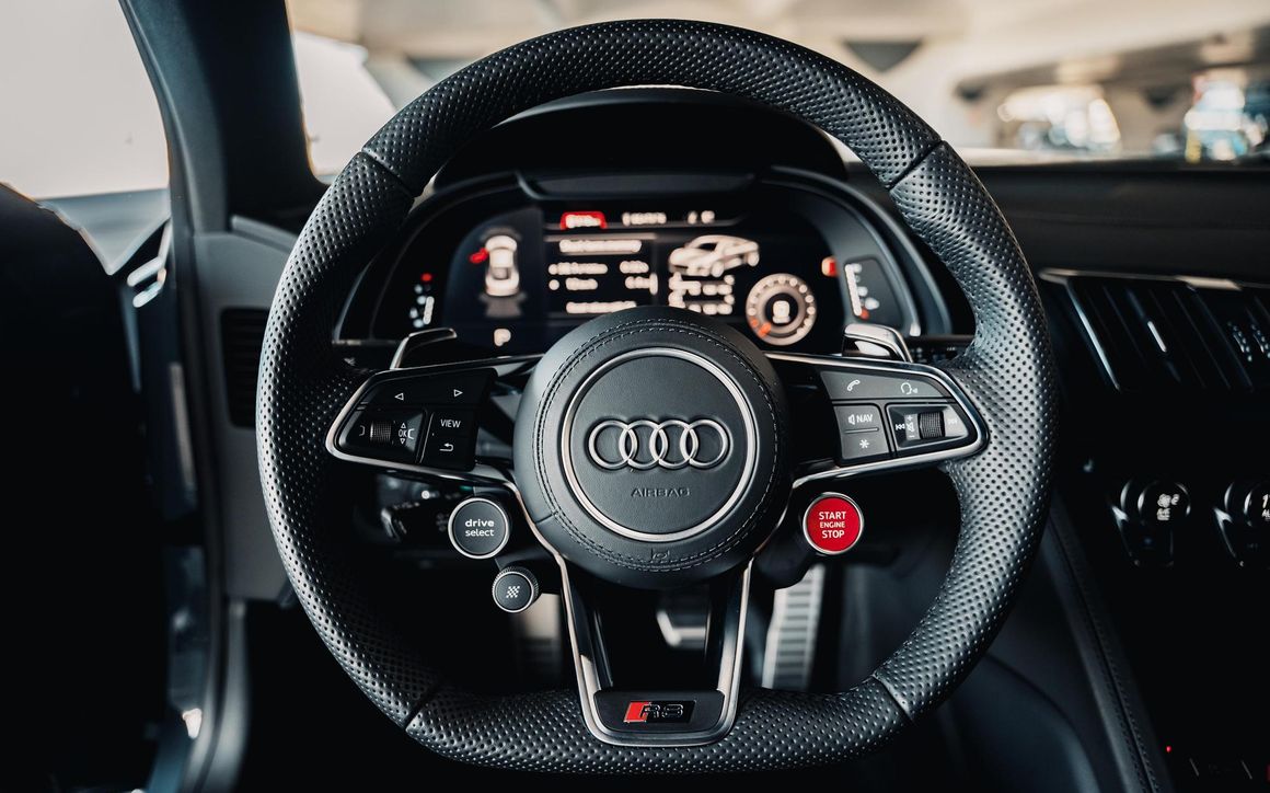Audi R8 V10 - image 19