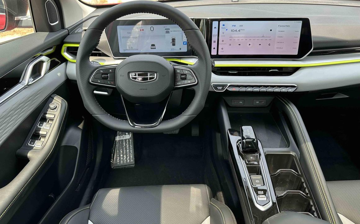 Geely Coolray Mid Option 2024 - image 7