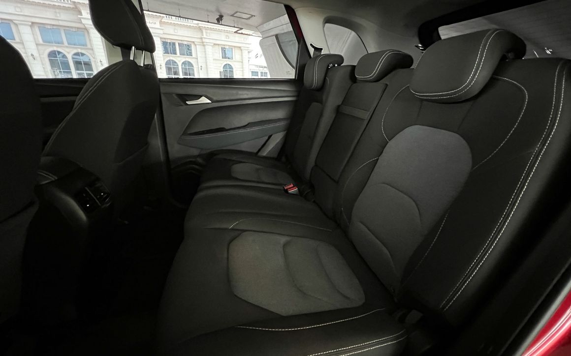 Chevrolet Captiva - image 11