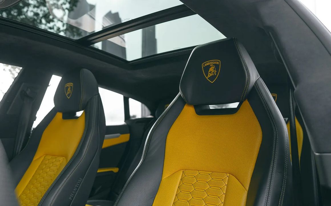 LAMBORGHINI URUS - image 13