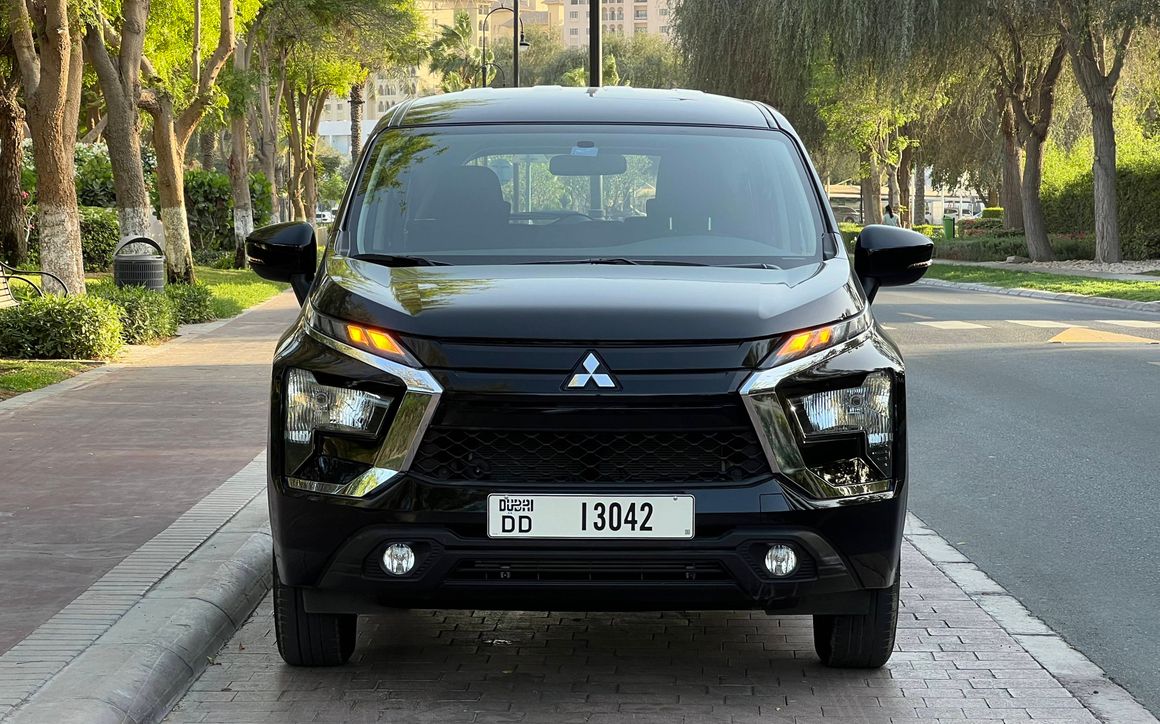 MITSUBISHI XPANDER - image 3