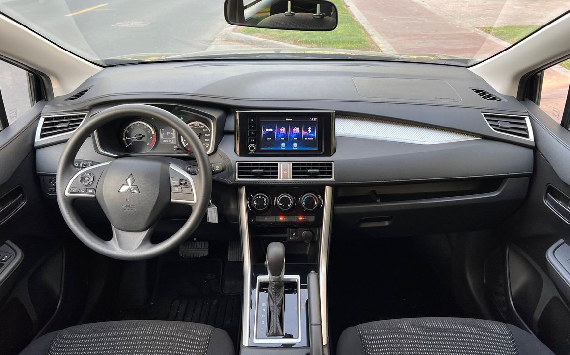 MITSUBISHI XPANDER - image 8