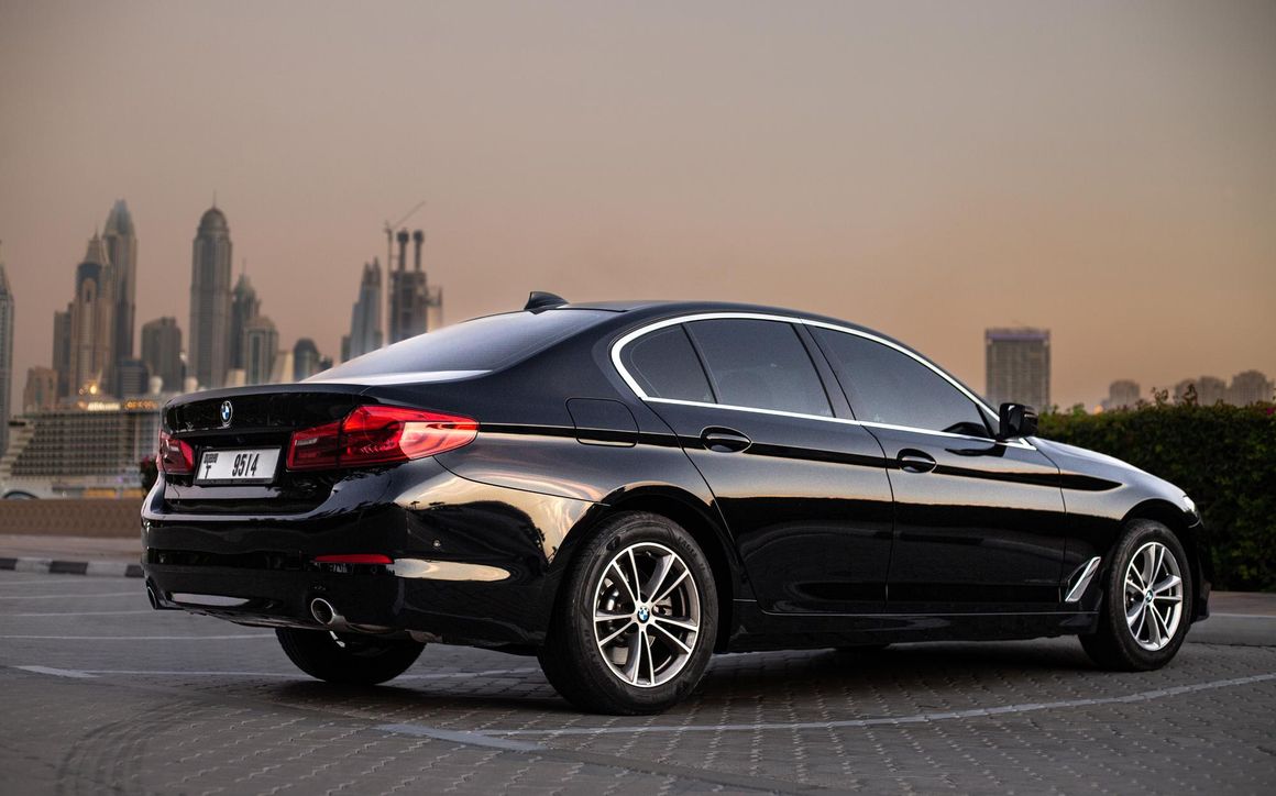 BMW 520 I - image 6