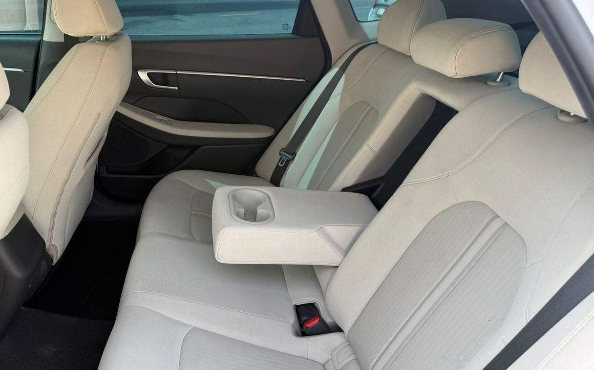 HYUNDAI SONATA - image 6