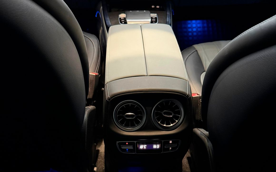 MERCEDES-BENZ G63 - image 10