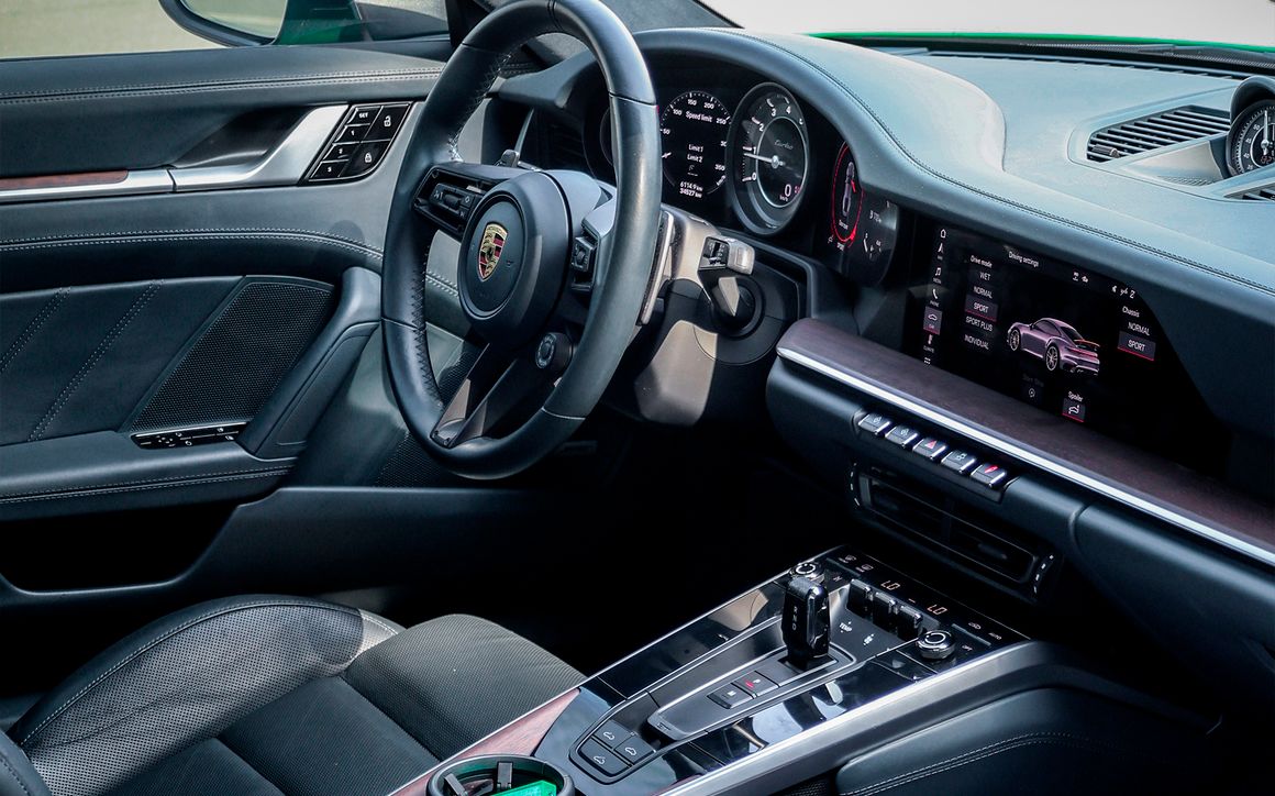 Porsche 911 Turbo - image 8