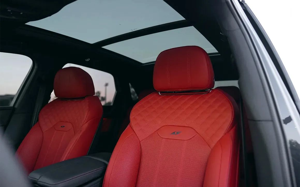 Bentley BENTAYGA - image 13