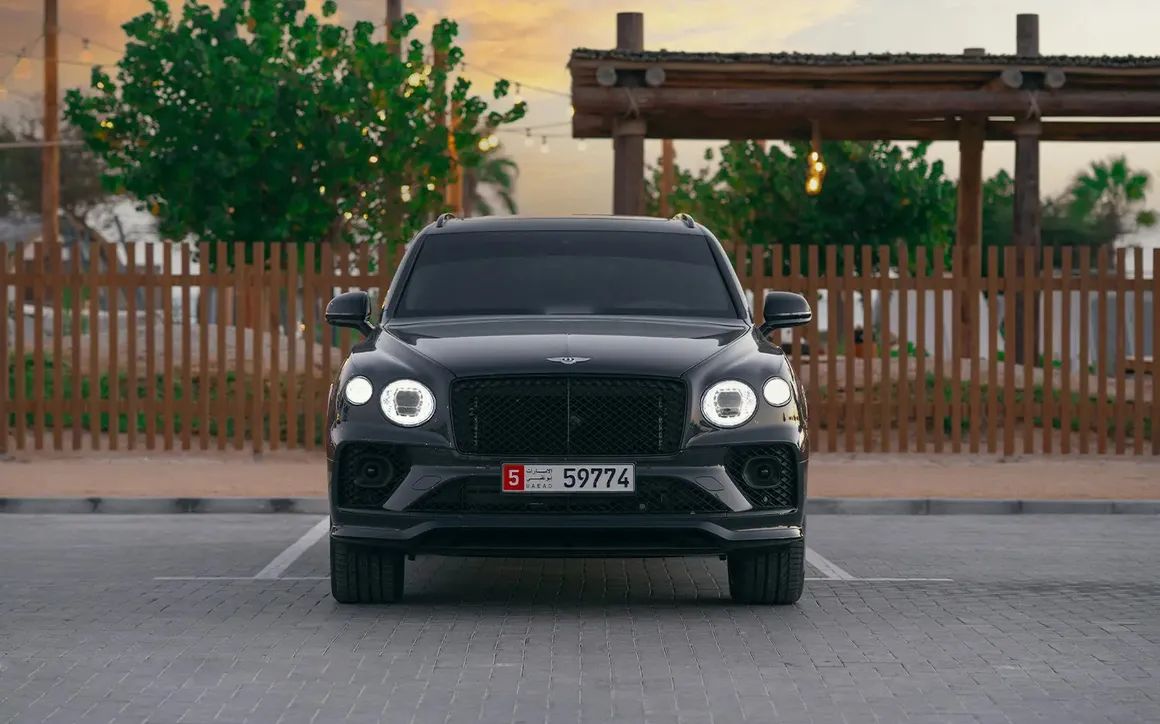 Bentley BENTAYGA - image 3