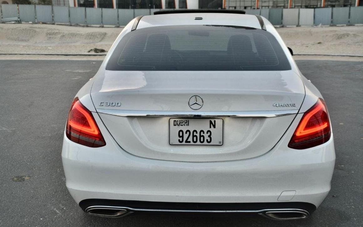 Mercedes C300 - image 5
