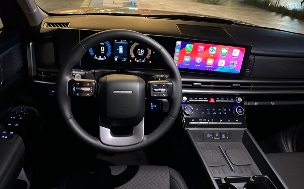 Hyundai Santa Fe - image 11