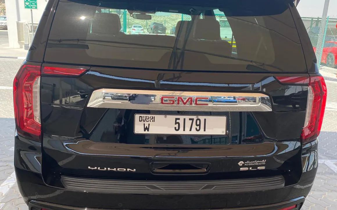 Gmc Yukon - image 5