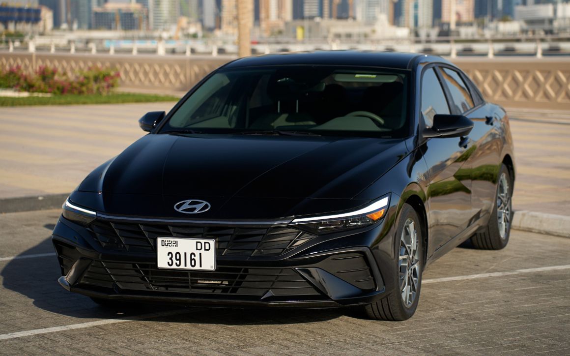 HYUNDAI ELANTRA - image 1