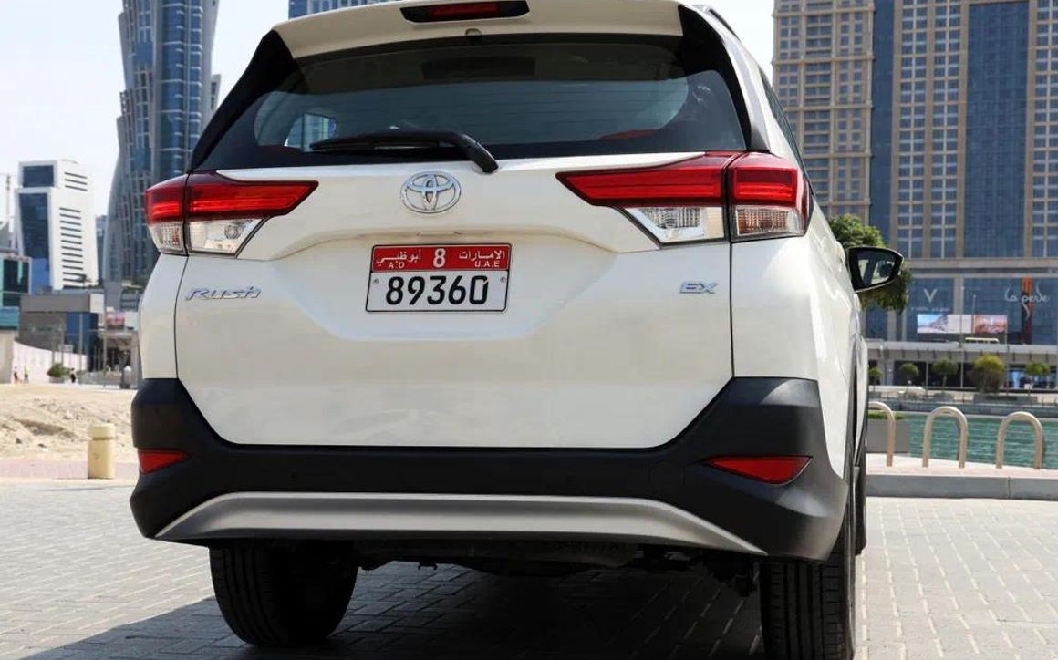 Toyota Rush - image 9