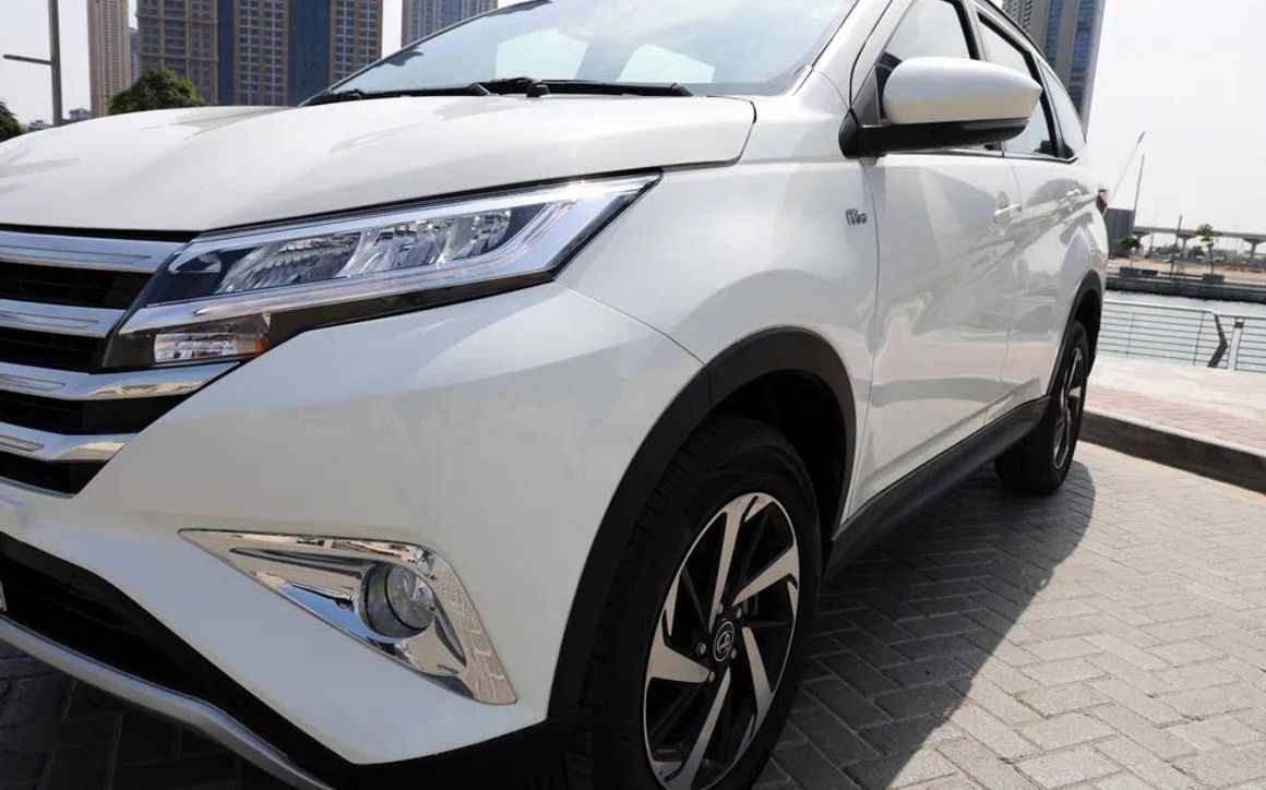 Toyota Rush - image 11