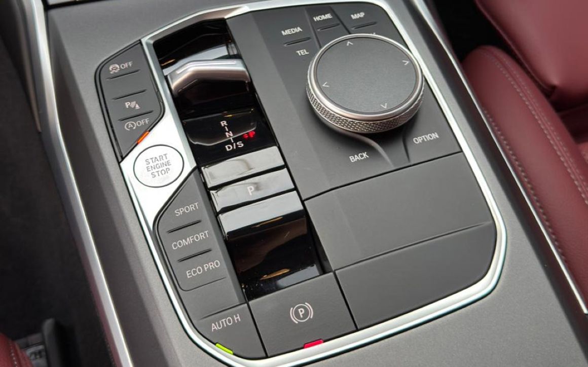 BMW 325 2025 - image 6