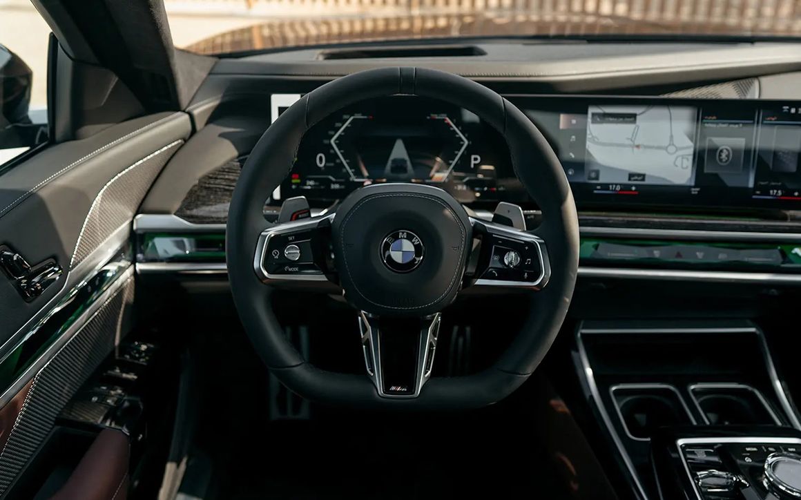 BMW 740Li - image 8