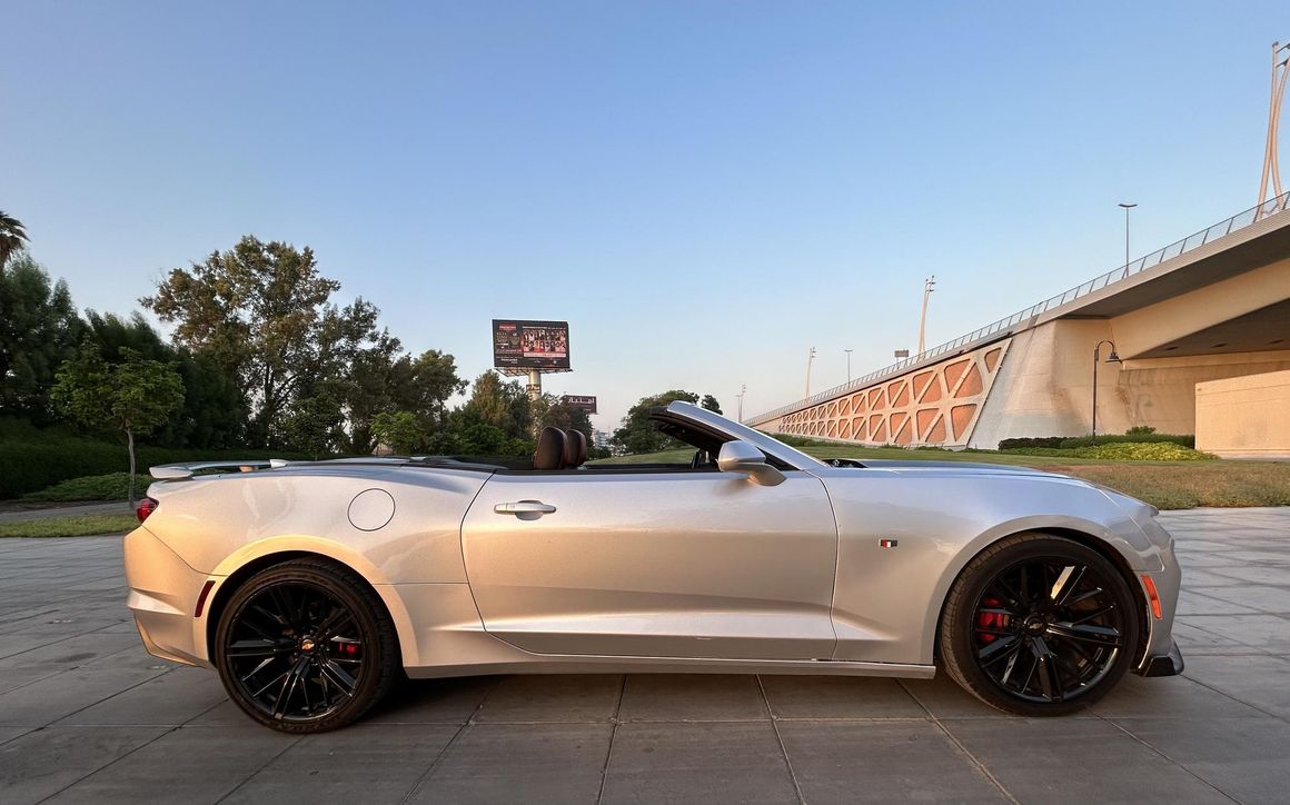 Chevrolet CAMORO CONVERTIBLE - image 6