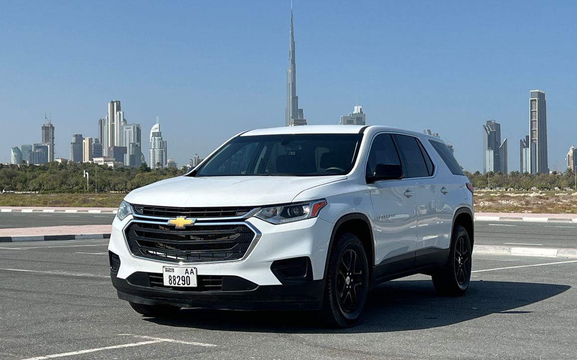Chevrolet Traverse - image 1