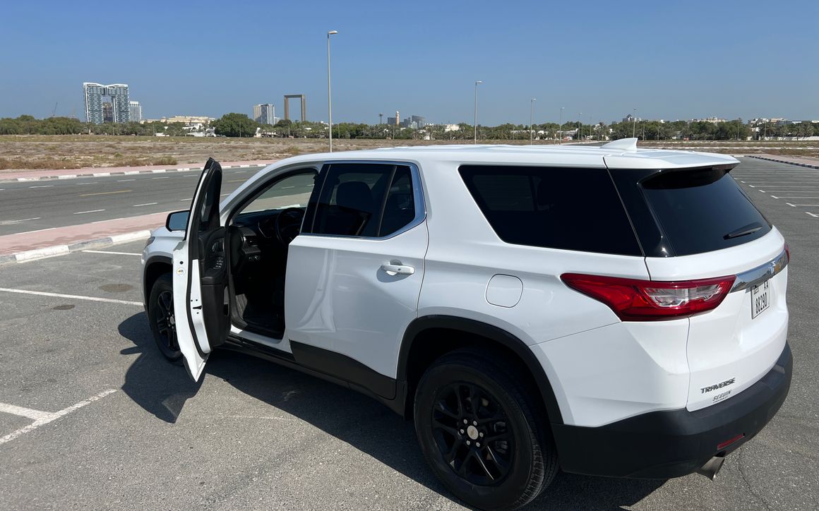 Chevrolet Traverse - image 6