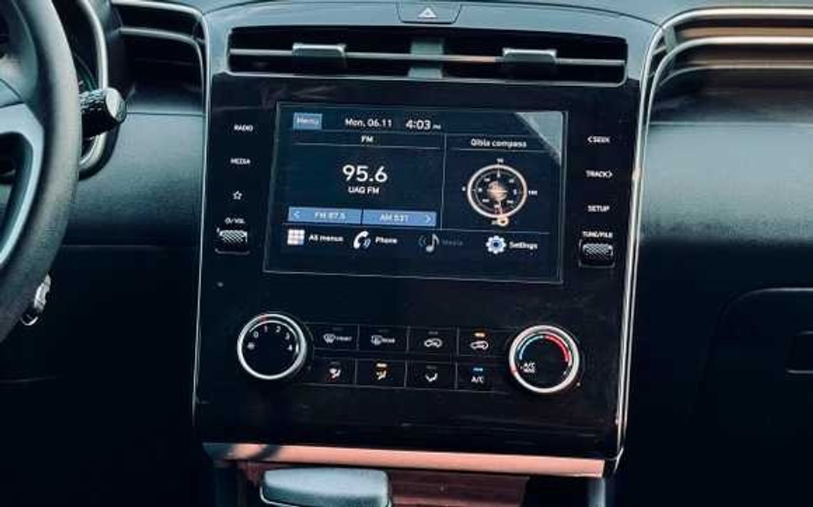 HYUNDAI TUCSON - image 15