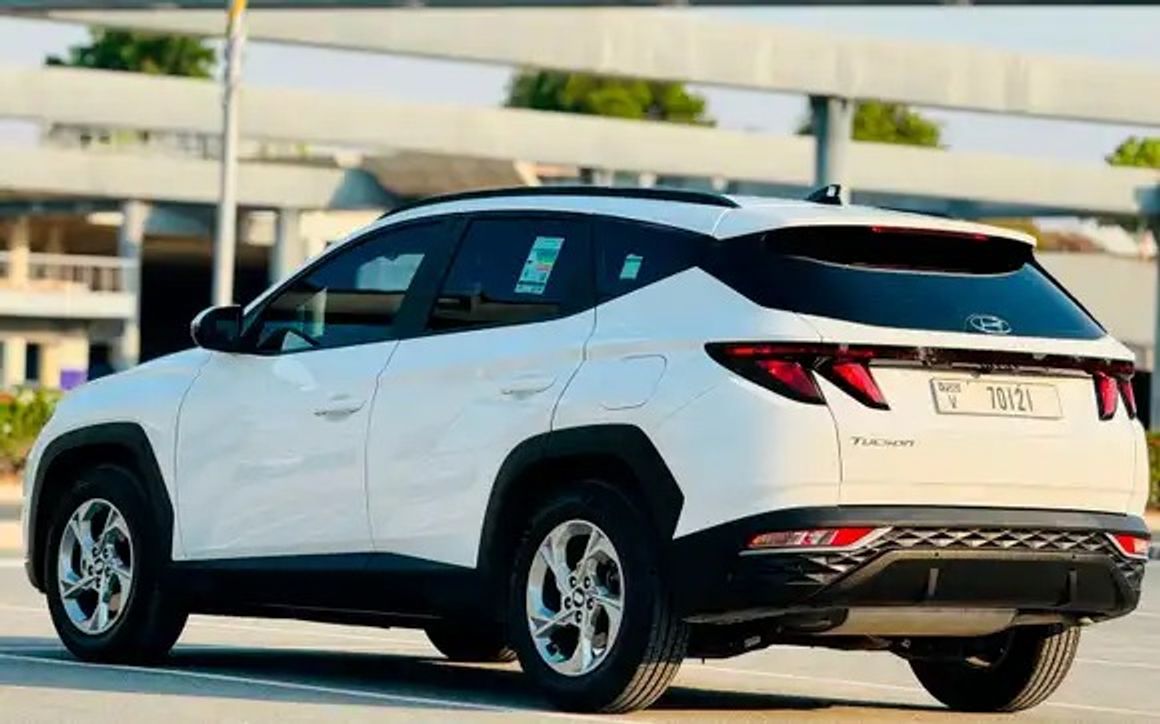 HYUNDAI TUCSON - image 5