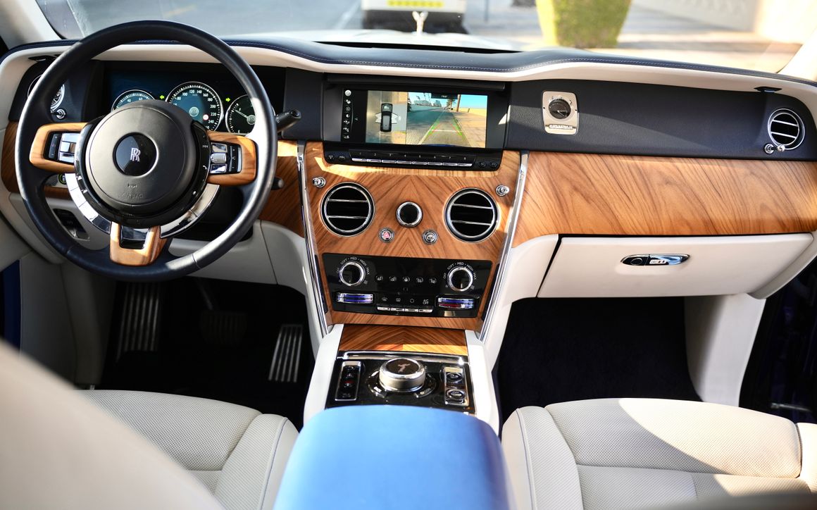 ROLLS ROYCE CULLINAN - image 8