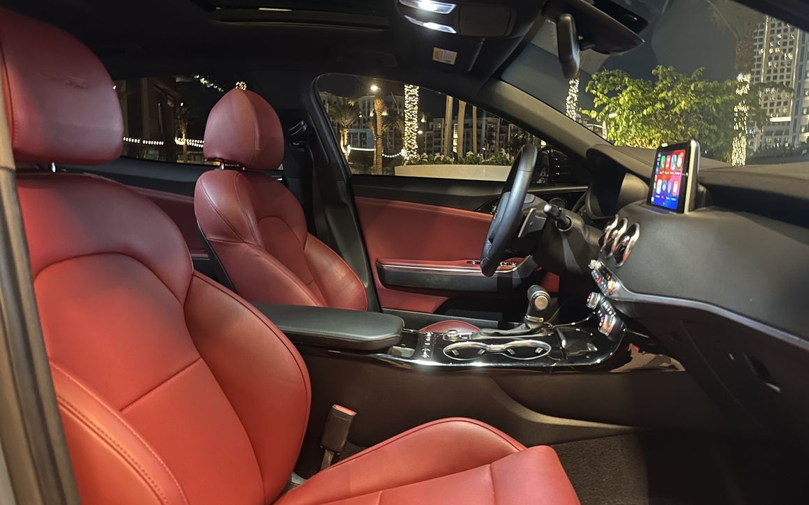 Kia Stinger - image 11