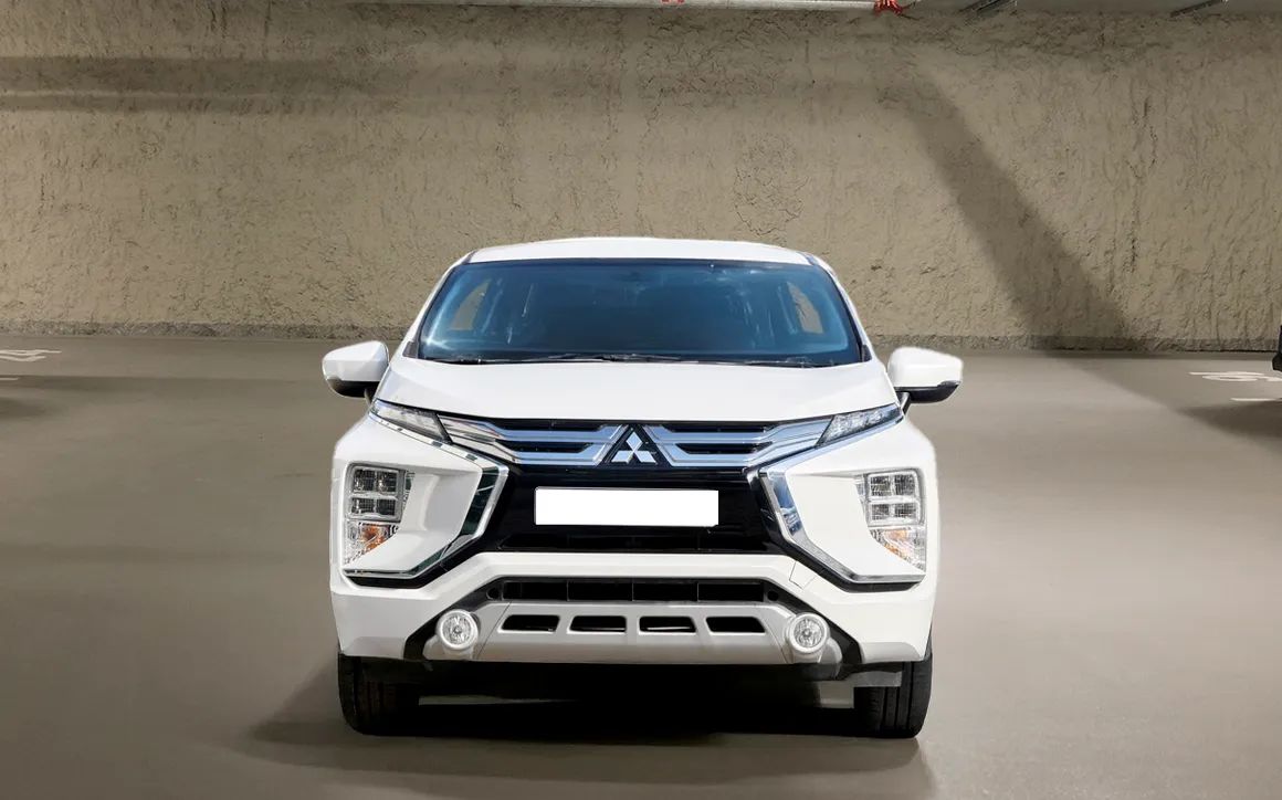 Mitsubishi Xpander 1.5L Mid Line 7 STR - image 3