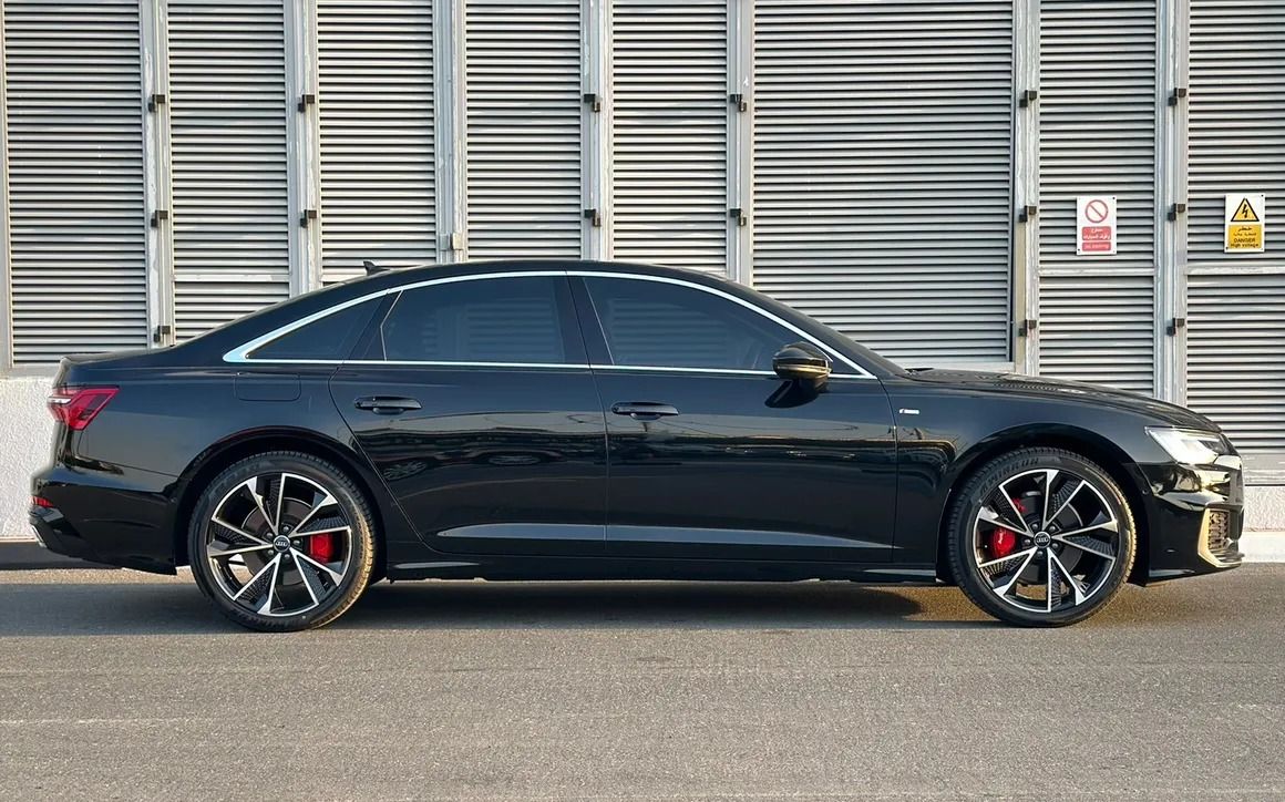 Audi A6 - image 2