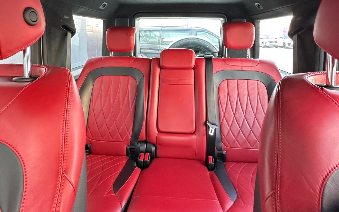 MERCEDES G63 - image 6