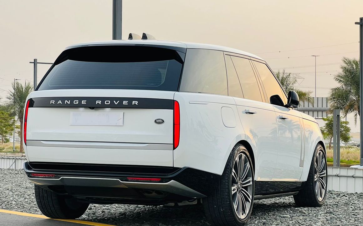 Land Rover Range Rover - image 6