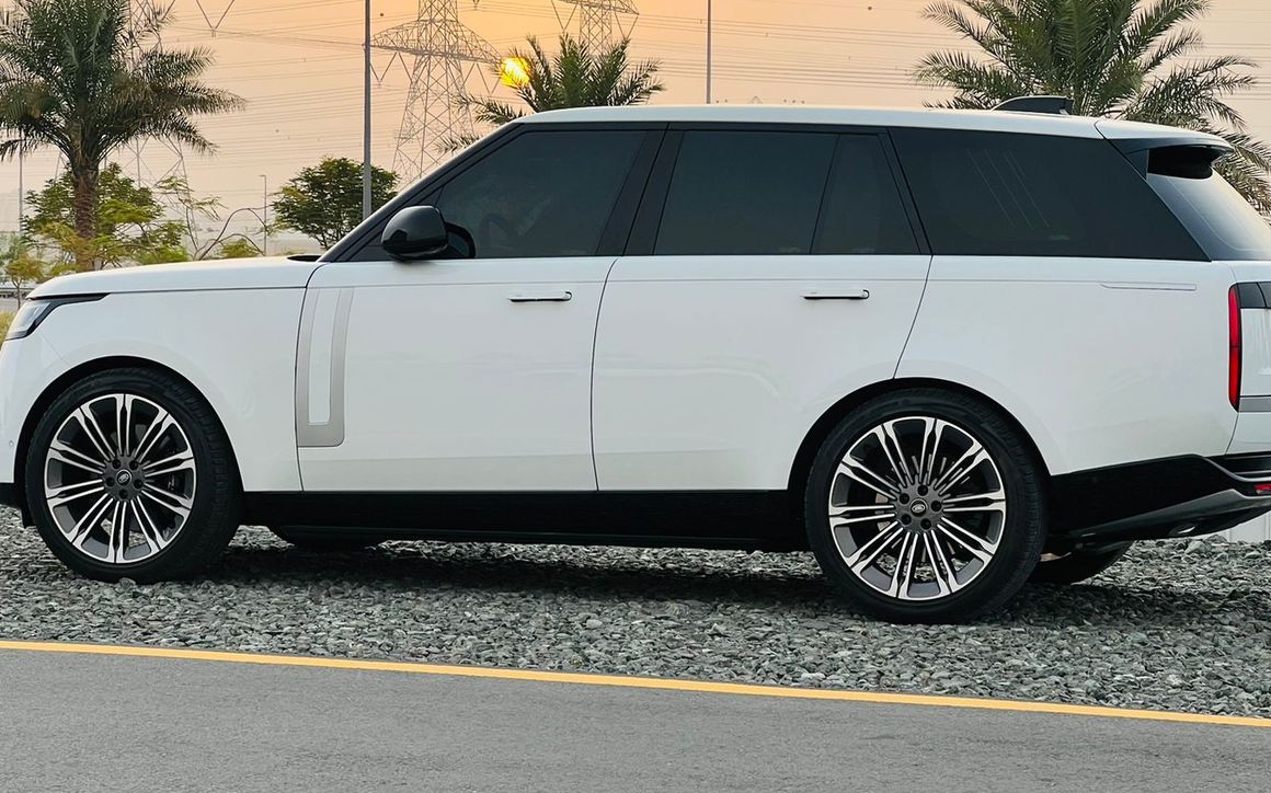 Land Rover Range Rover - image 5