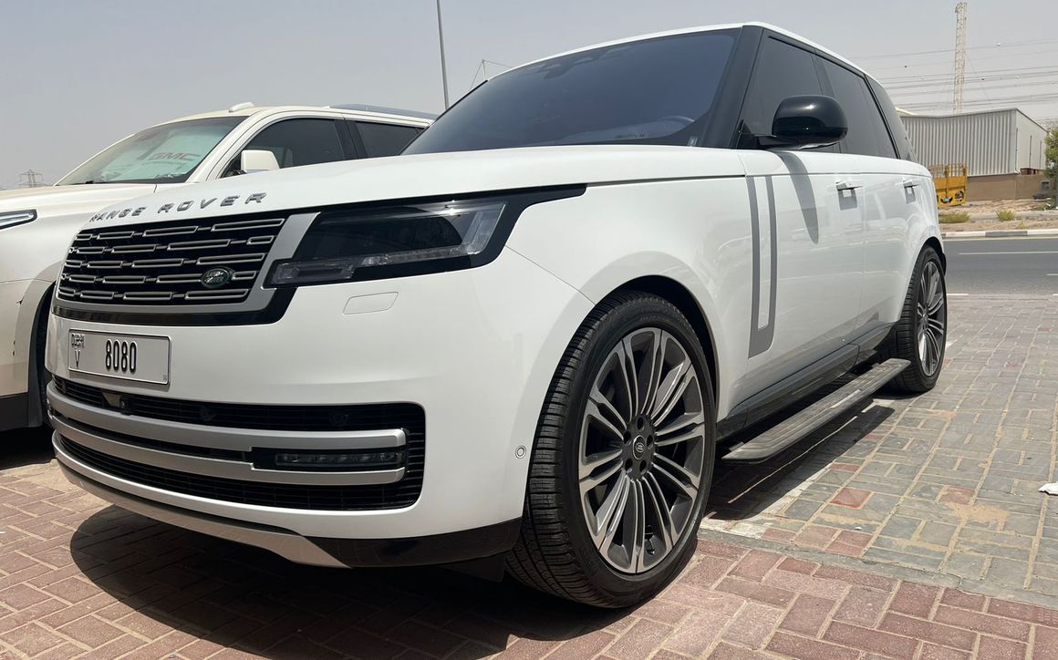 Land Rover Range Rover - image 8